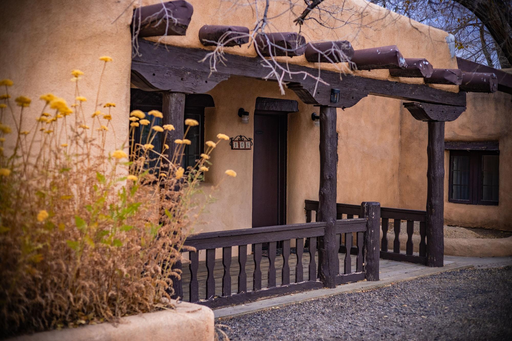 °HOTEL SAGEBRUSH INN & SUITES TAOS, NM 3* (United States) - from US$ 97 ...